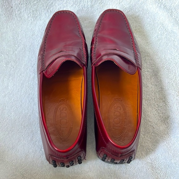 TOD’S Made in Italy, Size 40, Size 9.5, Ruby Red loafers - Picture 12 of 13